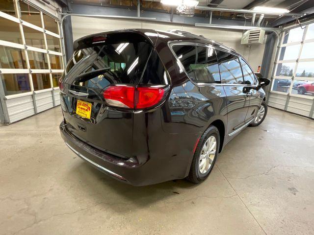 2019 Chrysler Pacifica Touring-L for sale in Louisville, TN – photo 5