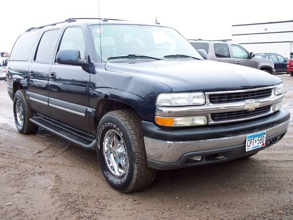 2004 CHEVY SUBURBAN LT 4X4 LOADED RUNS/DRIVES GREAT - cars & trucks... for sale in Little Falls, MN – photo 4