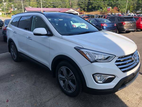 2014 Hyundai Santa Fe Limited AWD - Technology Pack - Pano Roof - 3rd for sale in binghamton, NY – photo 3
