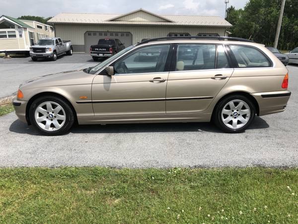 2001 BMW 325iT Sport Wagon 83,000 Miles Clean Carfax 2 Owners Like New for sale in Palmyra, PA – photo 10