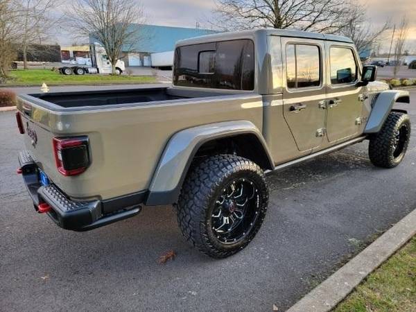 2020 Jeep Gladiator 4x4 4WD Truck SUV Rubicon Crew Cab - cars & for sale in Salem, OR – photo 5