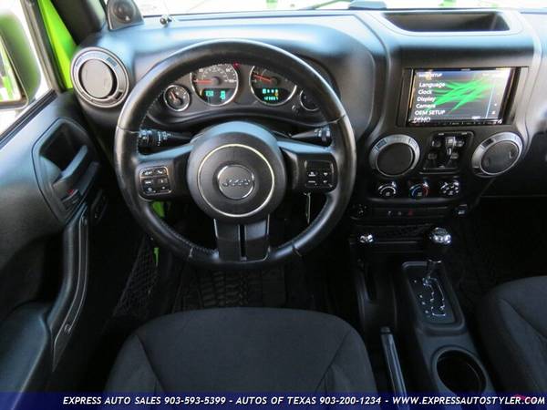 2013 JEEP WRANGLER UNLIMITED/4X4/CLEAN CARFAX/ BLUETOOTH/WE... for sale in Tyler, TX – photo 23