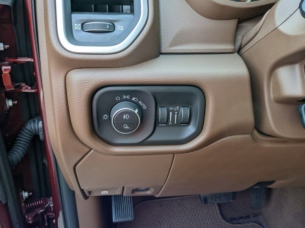 2019 RAM 2500 Laramie Crew Cab 4WD for sale in Greenville, NC – photo 7
