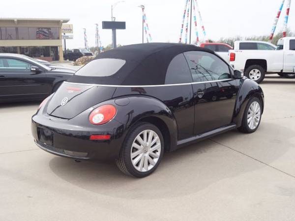 2010 Volkswagen VW New Beetle Convertib PZEV - - by for sale in Wichita, KS – photo 3