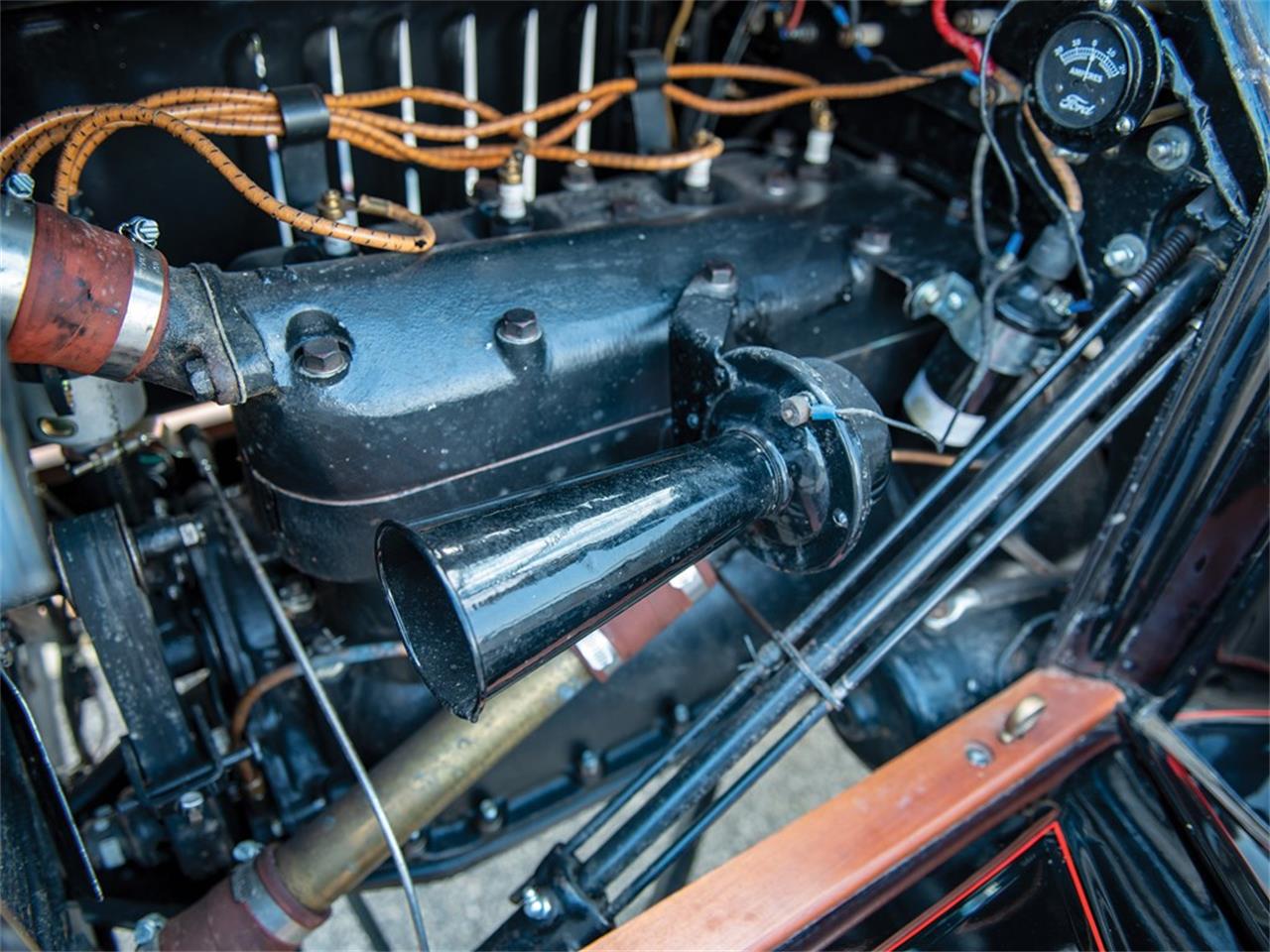 For Sale at Auction: 1916 Ford Model T for sale in Auburn, IN – photo 3