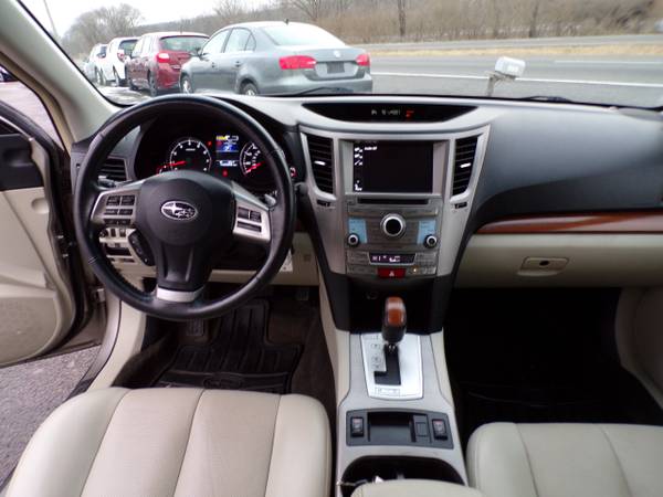 2014 Subaru Outback 4dr Wgn H6 Auto 3 6R Limited for sale in Vestal, NY – photo 19