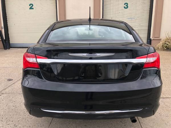 2011 Chrysler 200 LX 67k miles Clean title Paid off No issues for sale in Baldwin, NY – photo 5