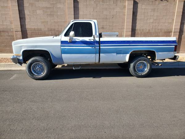 RARE 1987 GMC Sierra Classic V1500 Truck 1/2 ton 4x4 two owner for sale in Albuquerque, NM – photo 2