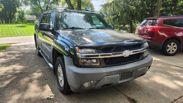 2004 Chevy Avalanche Z71 for sale in Granger , IN