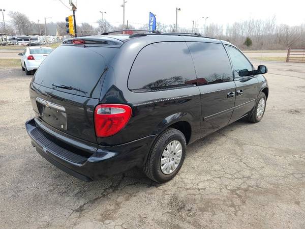 2006 Chrysler Town Country LWB LX - - by dealer for sale in Topeka, KS – photo 3