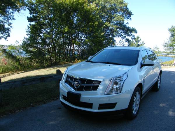 2010 Cadillac SRX All Wheel Drive One Owner Luxury Collection... for sale in East Providence, MA – photo 8
