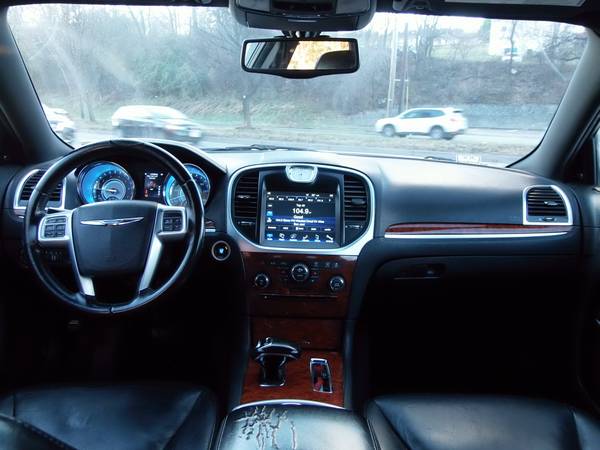 2012 Chrysler 300 LIMITED - - by dealer - vehicle for sale in Roanoke, VA – photo 18