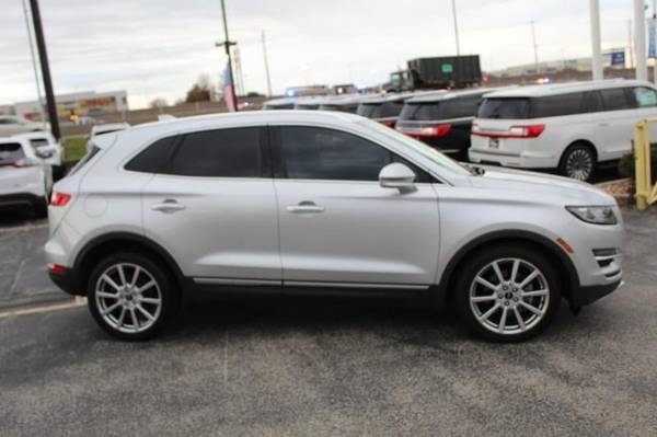 2019 Lincoln MKC Reserve FWD - LINCOLN CERTIFIED - cars & trucks -... for sale in St Peters, MO
