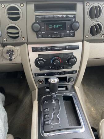 Jeep Commander Limited for sale in Albany, NY – photo 23