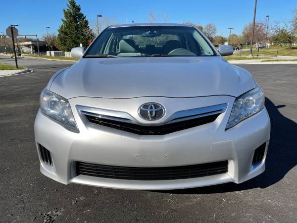 2010 Toyota Camry Hybrid - cars & trucks - by owner - vehicle... for sale in Silver Spring, District Of Columbia – photo 2