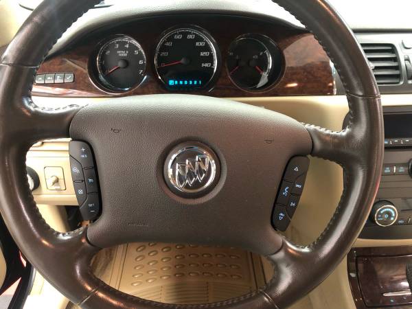 2011 BUICK LUCERNE CXL for sale in Baraboo, WI – photo 8