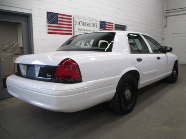 2010 Ford Police Interceptor Crown Vic for sale in Highland Park, IL – photo 2