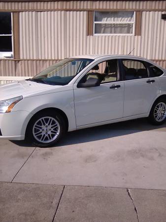 2009 Ford Focus Se Motivated Seller for sale in Greensboro, NC – photo 6