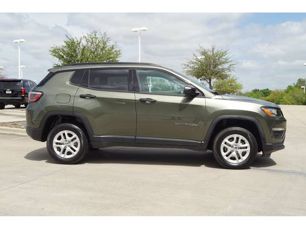 2017 Jeep Compass Sport - - by dealer - vehicle for sale in Denton, TX – photo 3