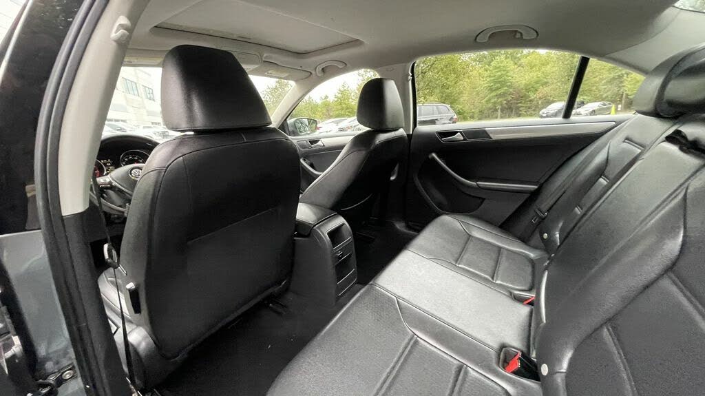 2015 Volkswagen Jetta SE with Connectivity for sale in Chantilly, VA – photo 23
