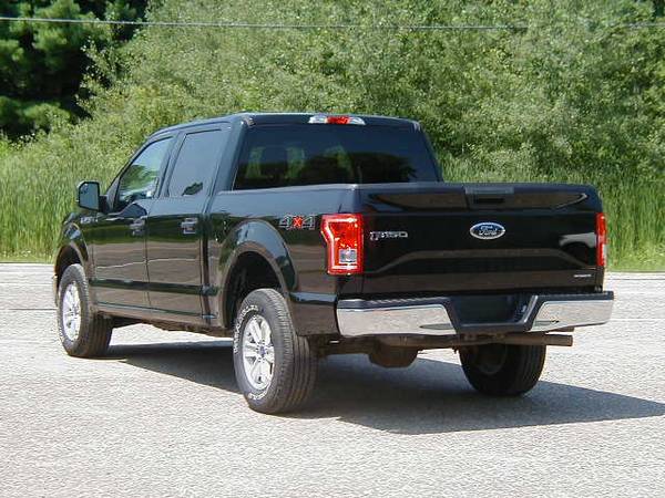 2017 Ford F-150 XLT 4x4 Crew for sale in Forest Lake, MN – photo 3