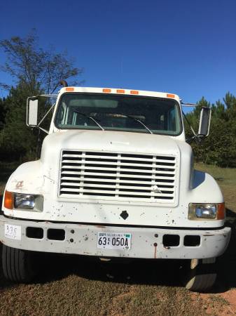 international 4700 service truck [1995] for sale in Salem, GA