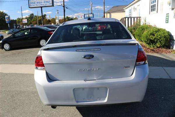 2010 FORD FOCUS SES, CLEAN TITLE, DRIVES GOOD, LEATHER, HEATED SEATS... for sale in Graham, NC – photo 6