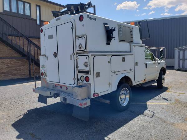 2001 Ford Utility Truck F450 V10 with Arrow Board Generator Compressor for sale in Golden, CO