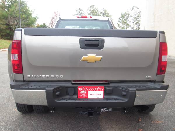 ** 2013 CHEVY SILVERADO 3500 * 27K MILES * LONG BED * DUALLY ** -... for sale in Fort Oglethorpe, GA – photo 4