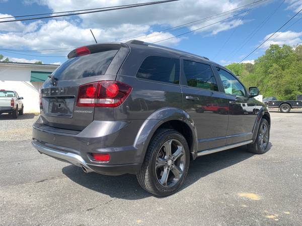 2015 Dodge Journey Crossroad - One Owner - Leather - 96K Miles - NC Suv for sale in Stokesdale, TN – photo 5