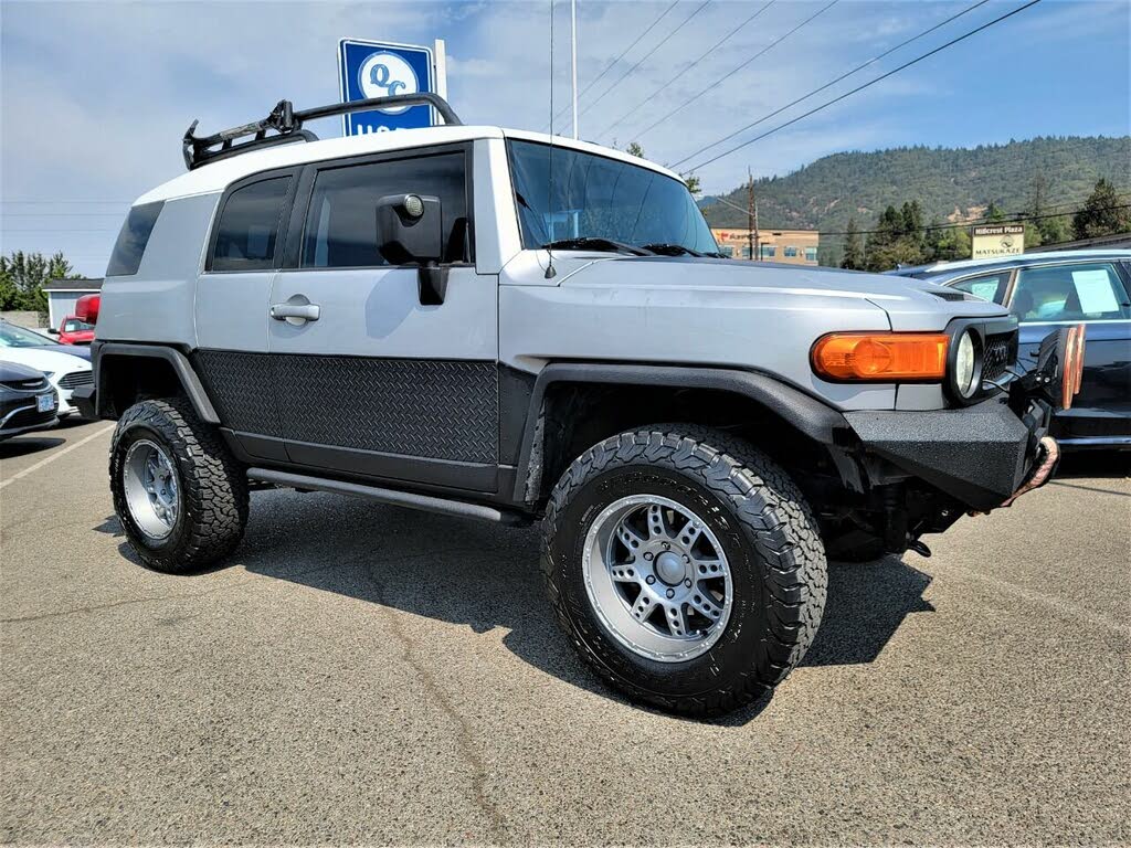2007 Toyota FJ Cruiser 4WD for sale in Grants Pass, OR – photo 4