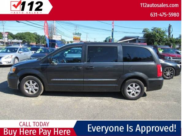 2012 Chrysler Town & Country Touring for sale in Patchogue, NY – photo 2