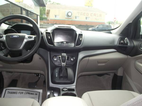 2015 Ford Escape SE 4x4 Alloys Backup Cam Bluetooth Great Shape for sale in Des Moines, IA – photo 11