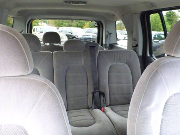2005 FORD EXPLORER XLT 4X4 V6 WRD ROW SEAT RUNS/DRIVES WHOLESALE PRICE for sale in Milford, ME – photo 15