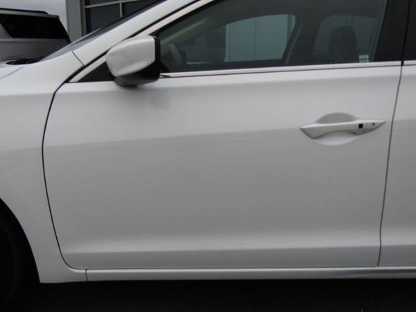 2016 *Acura* *ILX* *4dr Sedan w/Premium Pkg* Bellano for sale in Omaha, NE – photo 24