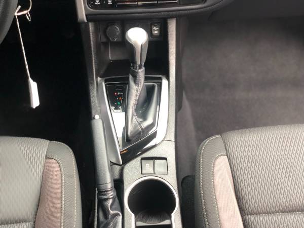 2019 TOYOTA COROLLA LE 1-OWNER for sale in Astoria, NY – photo 4