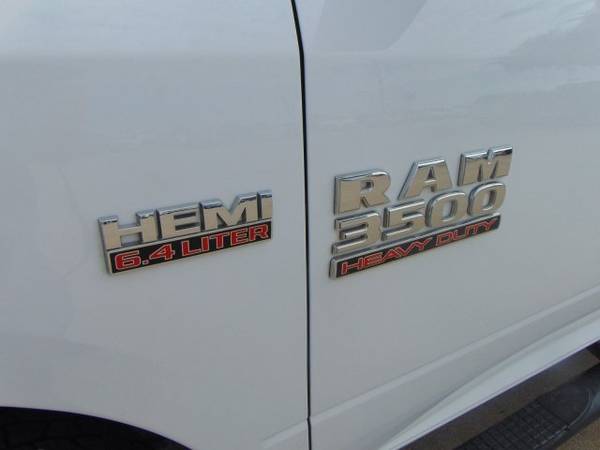 2017 Ram 3500 Tradesman crew cab 4x4 (LOAD!) for sale in Devine, TX – photo 20