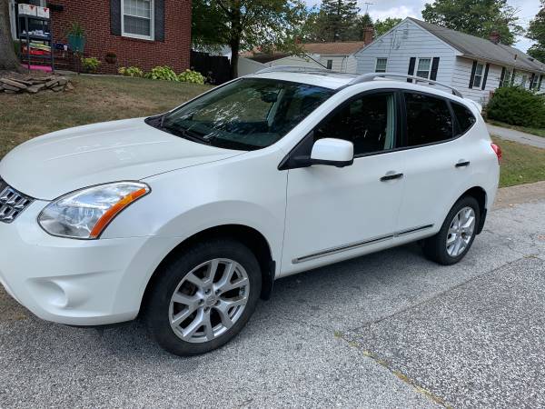 Great Condition, Low Mileage Nissan Rogue SL AWD for sale in Wilmington, DE – photo 7