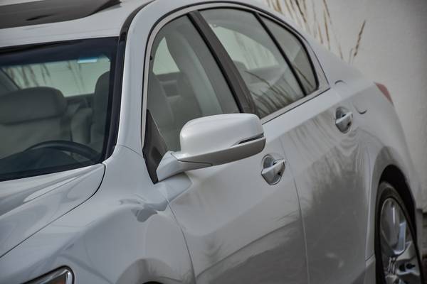 2016 Acura RLX Tech sedan Bellanova White Pearl for sale in Downers Grove, IL – photo 14