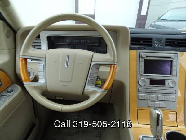 2007 Lincoln Navigator 4WD for sale in Waterloo, IA – photo 23
