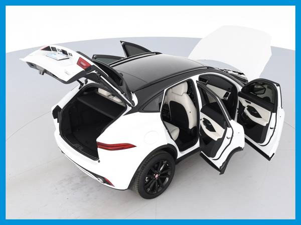 2020 Jag Jaguar EPACE P300 R-Dynamic SE Sport Utility 4D suv White for sale in Chaska, MN – photo 19