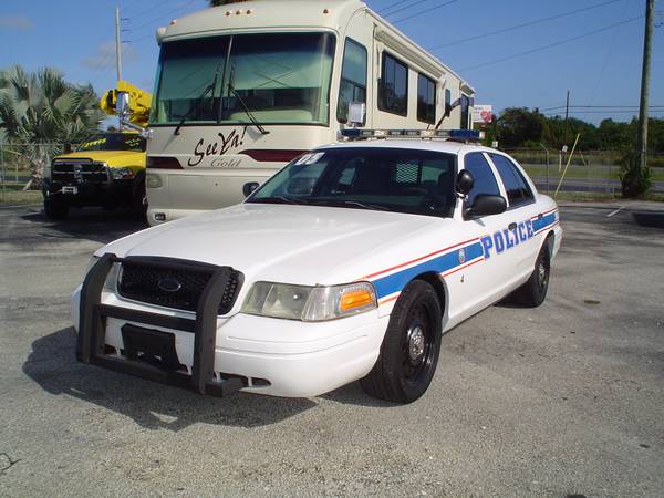 2005 Police cop car security Ford Crown Vic blues siren cage $3995 -... for sale in Cocoa, FL – photo 18