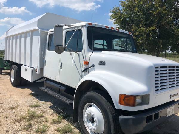 **2002 International 4700 Chipper Truck!** for sale in Lewisville, TX – photo 4