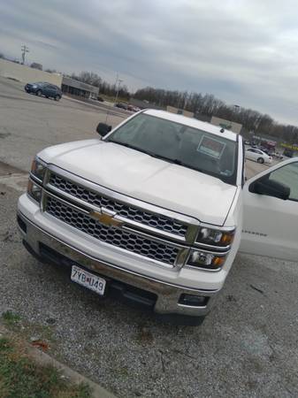 2014 chevy Silverado 1500 - cars & trucks - by owner - vehicle... for sale in Mexico, MO