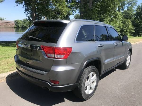 2013 Jeep Grand Cherokee - Financing Available! - cars & trucks - by... for sale in Morrisville, NY – photo 3