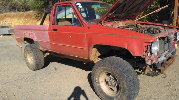 1986 Toyota Pickup Truck for sale in Grants Pass, OR