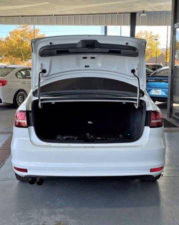 2017 Volkswagen Jetta 1 4T SE - - by dealer - vehicle for sale in Reno, NV – photo 5