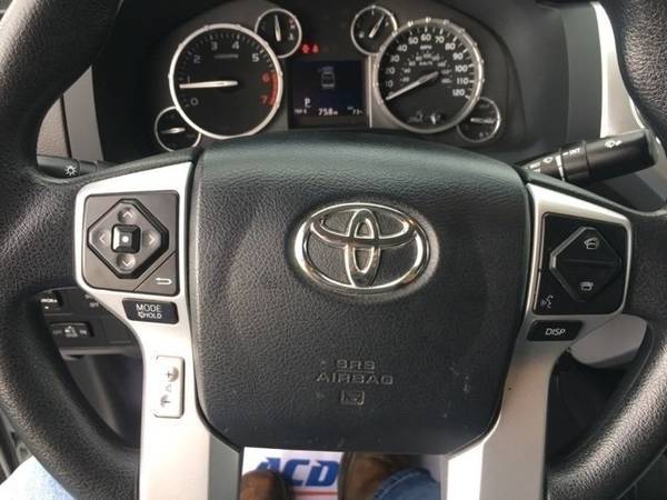 2017 Toyota Tundra SR5 - BIG BIG SAVINGS!! for sale in Whitesboro, TX – photo 19