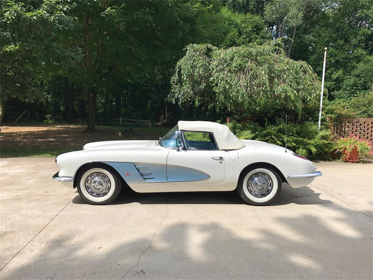 For Sale at Auction: 1959 Chevrolet Corvette for sale in Auburn, IN – photo 4