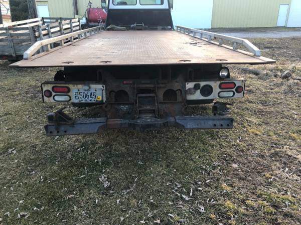 Freightliner flatbed tow truck for sale in Lake Mills, WI – photo 2